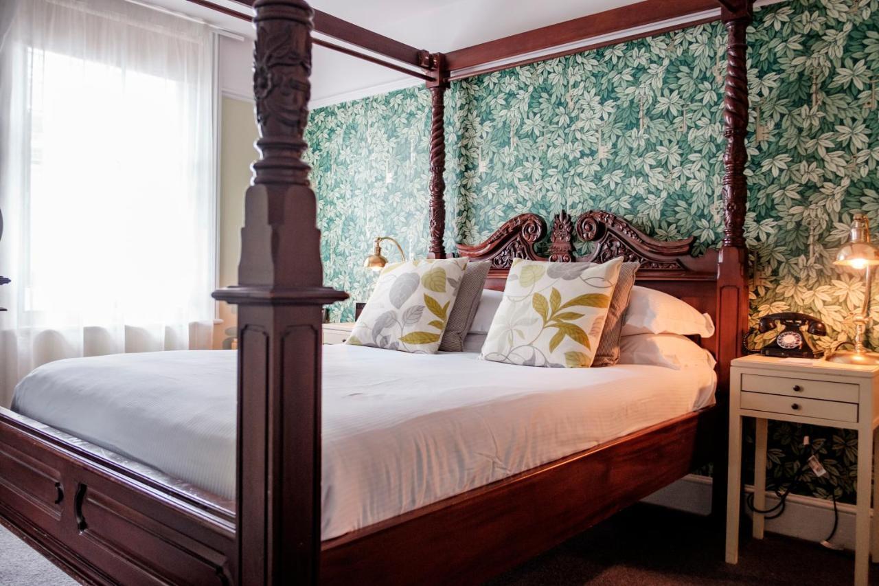 The Bull Hotel Bridport Eksteriør bilde